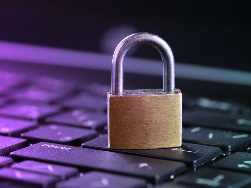 &iexcl;Nuevo curso de Especializaci&oacute;n en Ciberseguridad!