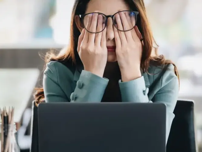 S&iacute;ndrome de burnout: qu&eacute; es y c&oacute;mo detectarlo