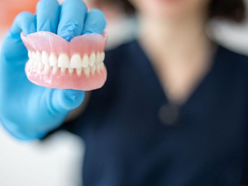 Prot&eacute;sico dental, estudios, salidas y mucho m&aacute;s
