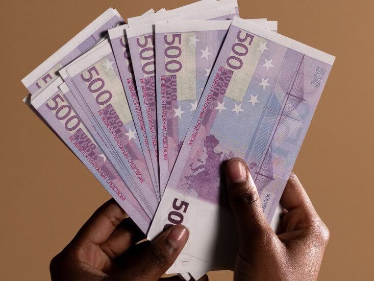 &iquest;Cu&aacute;ndo pagan la beca Adriano? Las claves y todo lo que necesitas