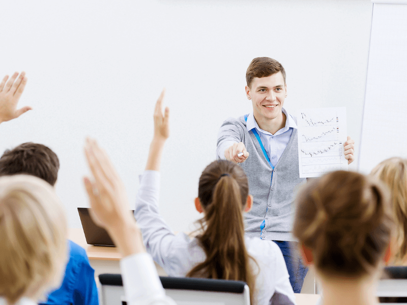 &iquest;C&oacute;mo ser profesor de FP? Ent&eacute;rate de todos los requisitos