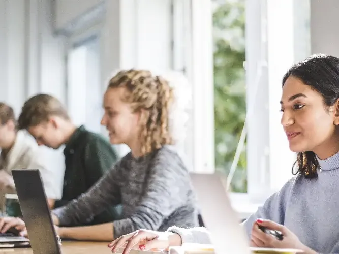 &iquest;Cu&aacute;nto dinero dan en la beca de bachillerato 2024 2025?